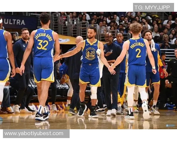 波杰姆斯基谈控卫职责:平衡球权分配与保持个人节奏的重要性