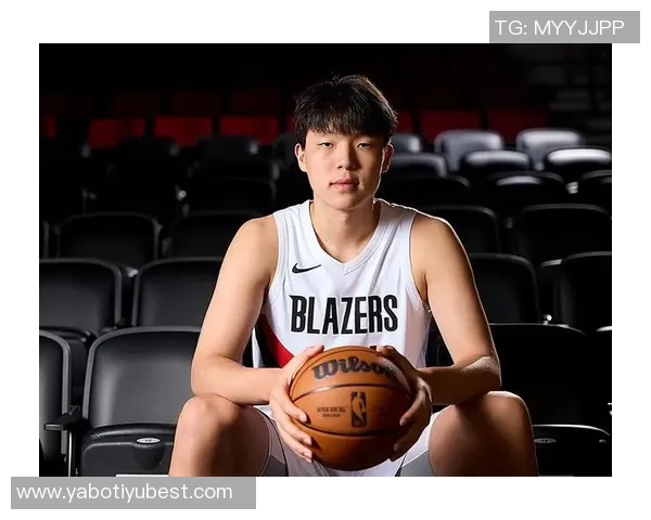 换帅后杨瀚森谈角色变化认为依旧保持原有风格与状态